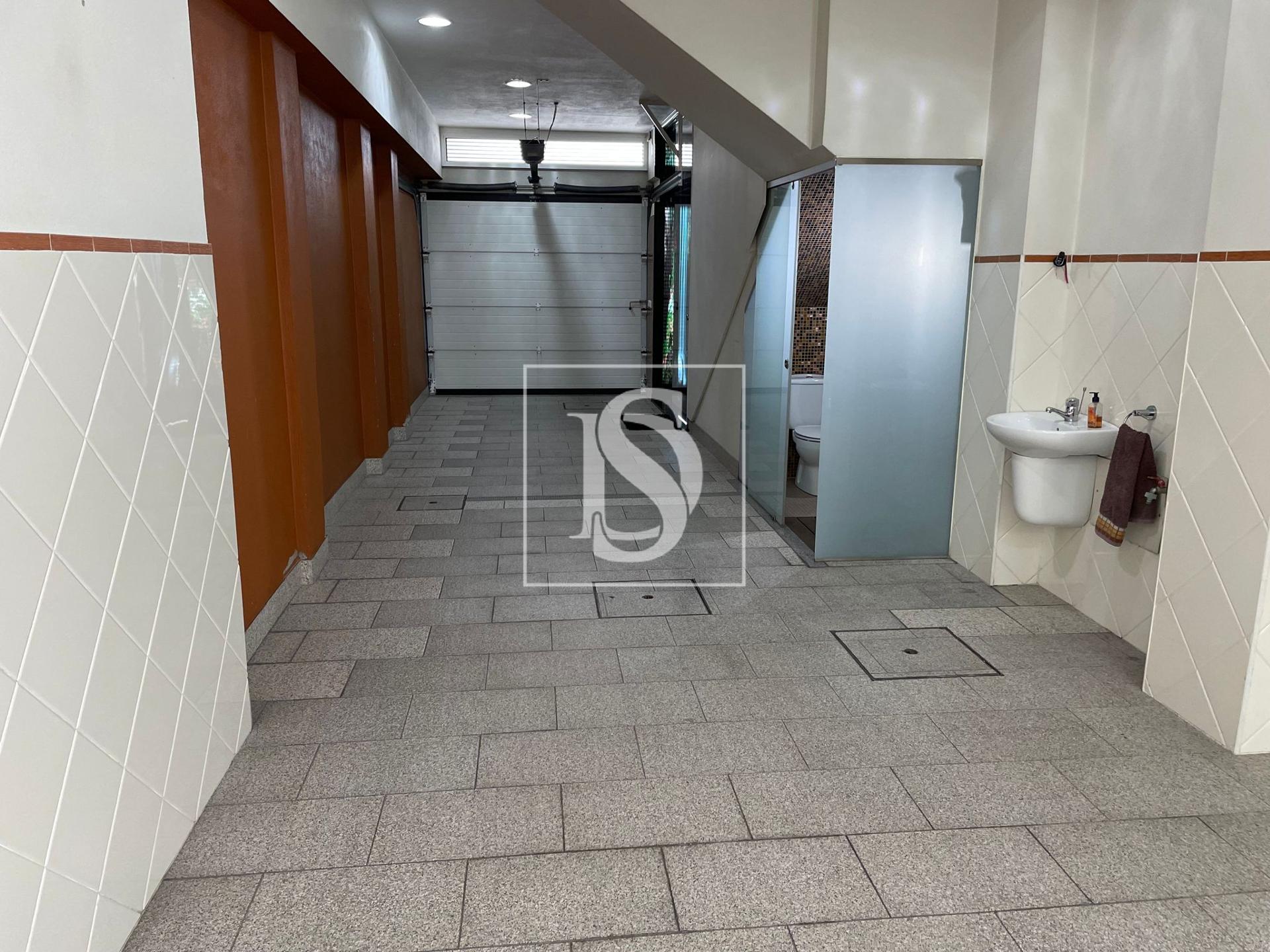 Moradia em Banda T2+2