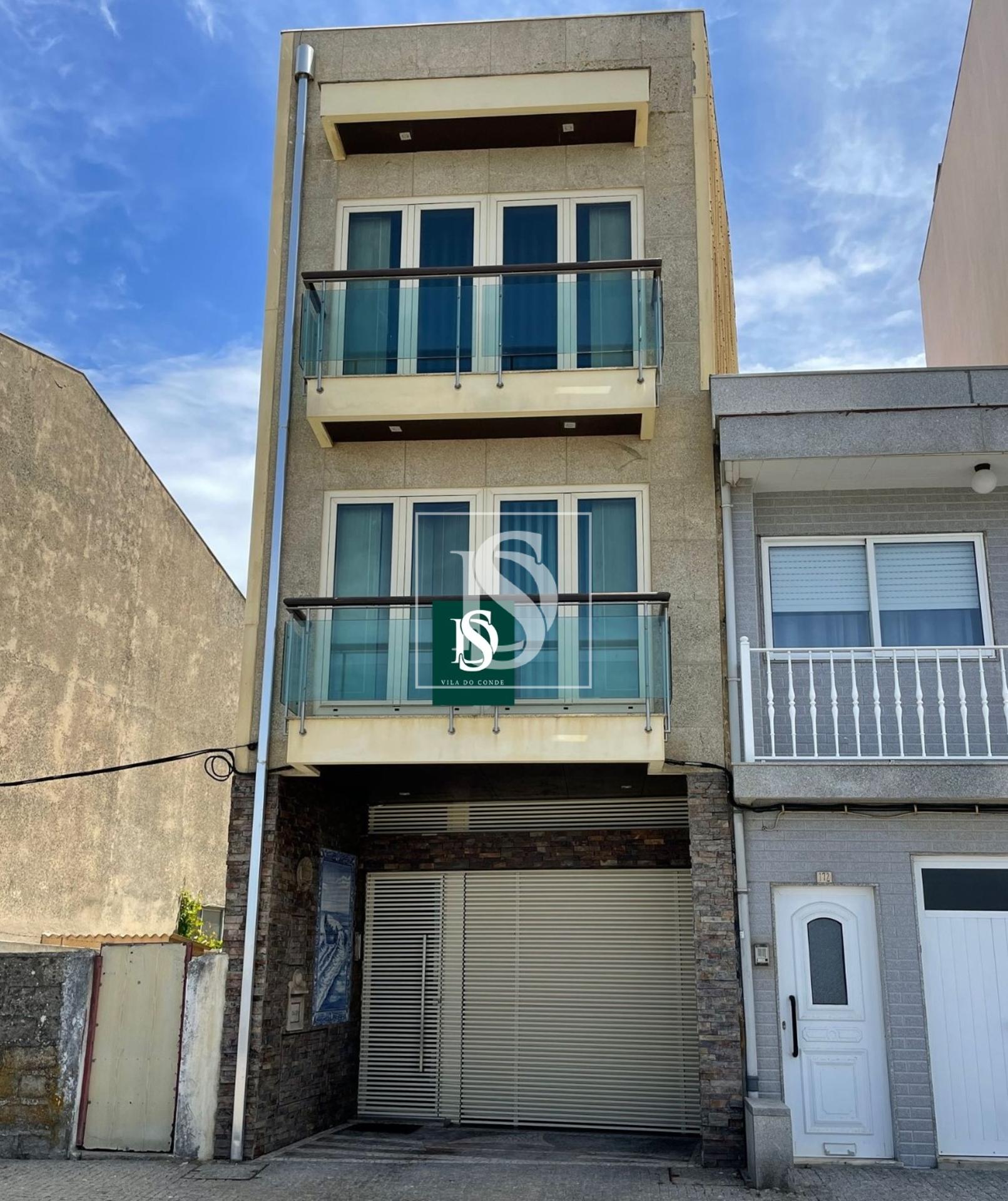 Moradia em Banda T2+2