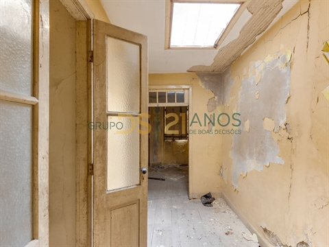 Moradia para Restaurar