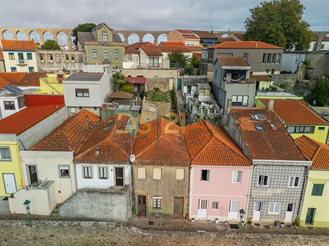 Moradia para Restaurar